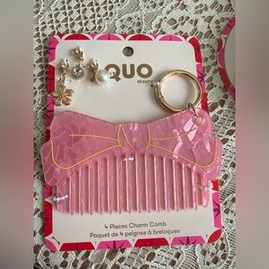Pink Charm Comb Set